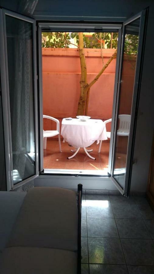 Lazarus Apartments 모넴바시아 외부 사진